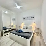 Luna En Centro, 1 Min De La Playa, Cocina Completa Y Wifi Apartament *
