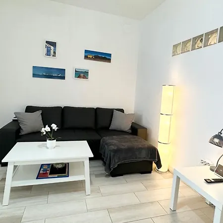 Apartment Luna En Centro, 1 Min De La Playa, Cocina Completa Y Wifi *